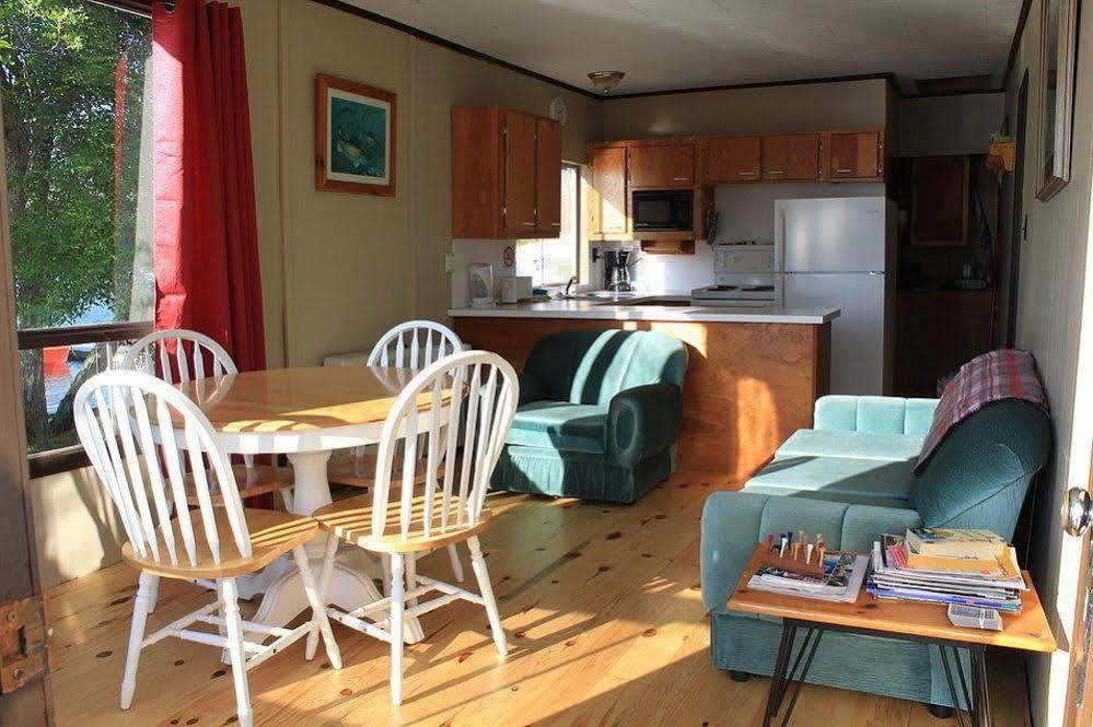 Mashkinonje Lodge Lavigne Εξωτερικό φωτογραφία